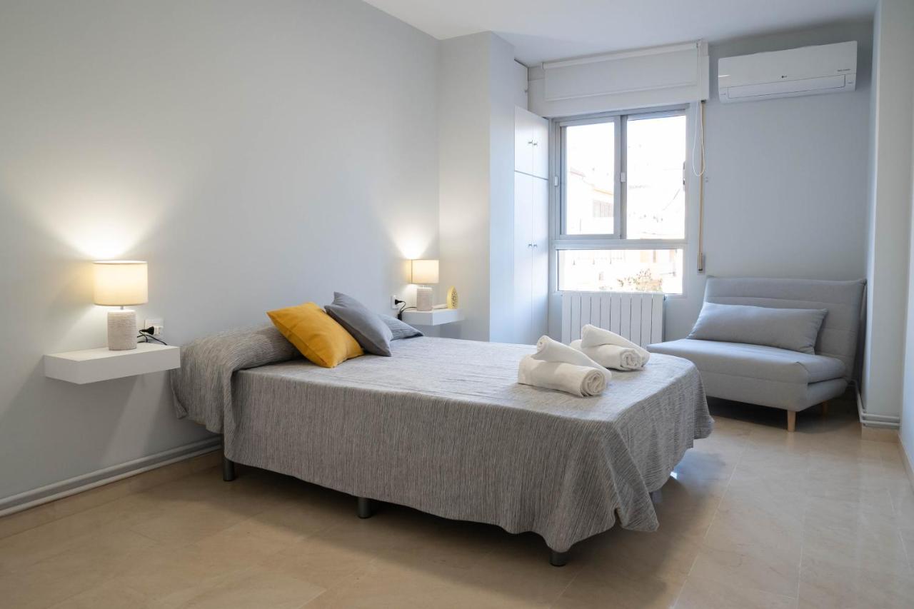 Apartamento Nazaries Centro, By Daimar Granada Bagian luar foto